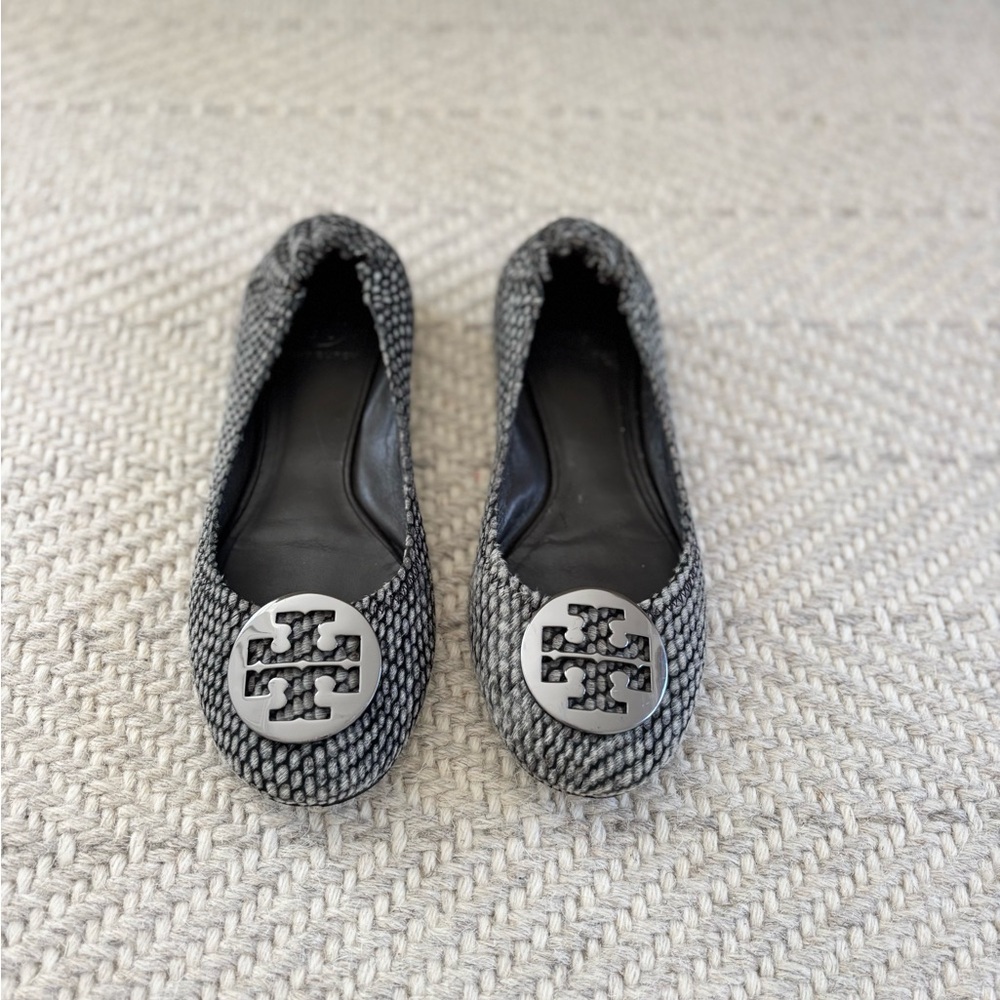 Tory Burch Black and Gray Textured Flats
